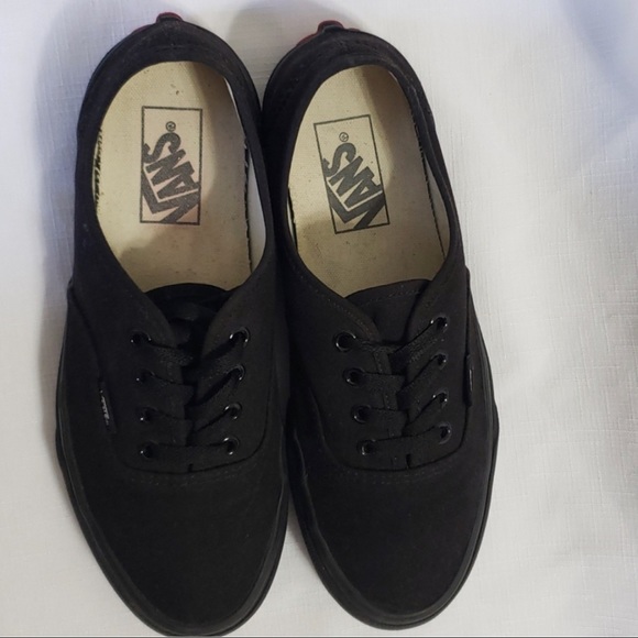 Vans - Picture 2 of 5